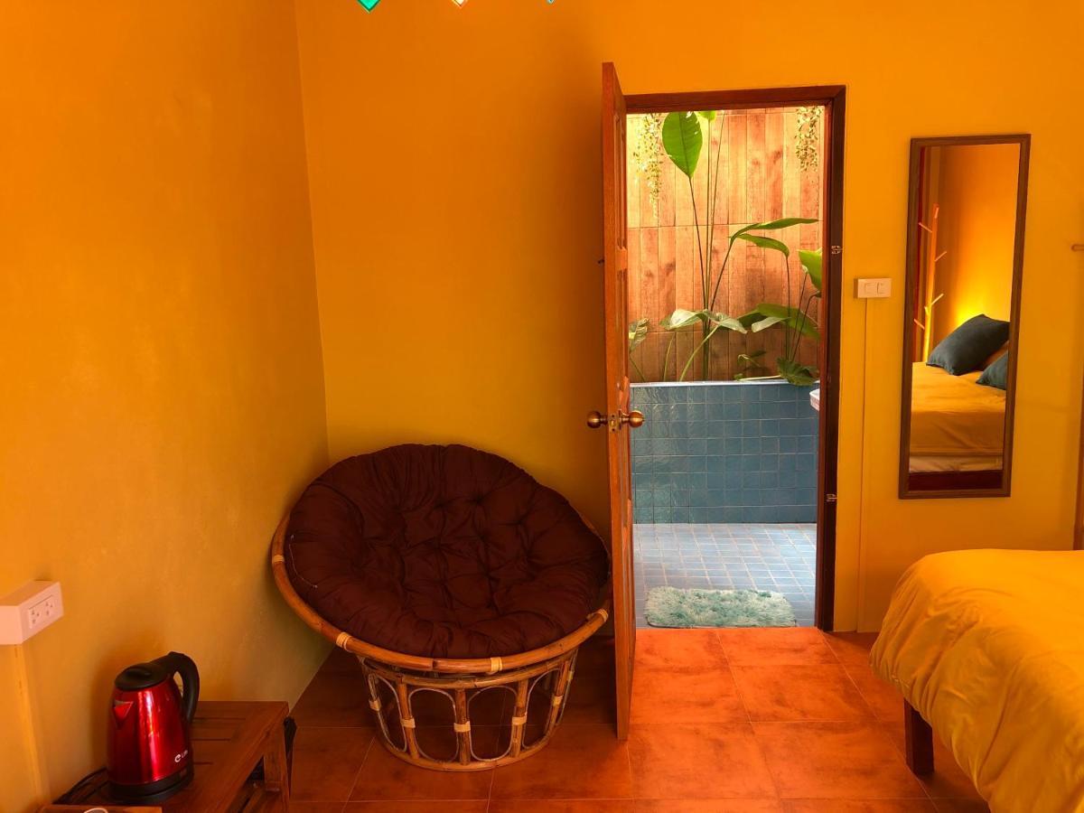 One World Bungalows Ko Lanta Buitenkant foto